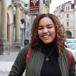 Meet your Posher, Jenna